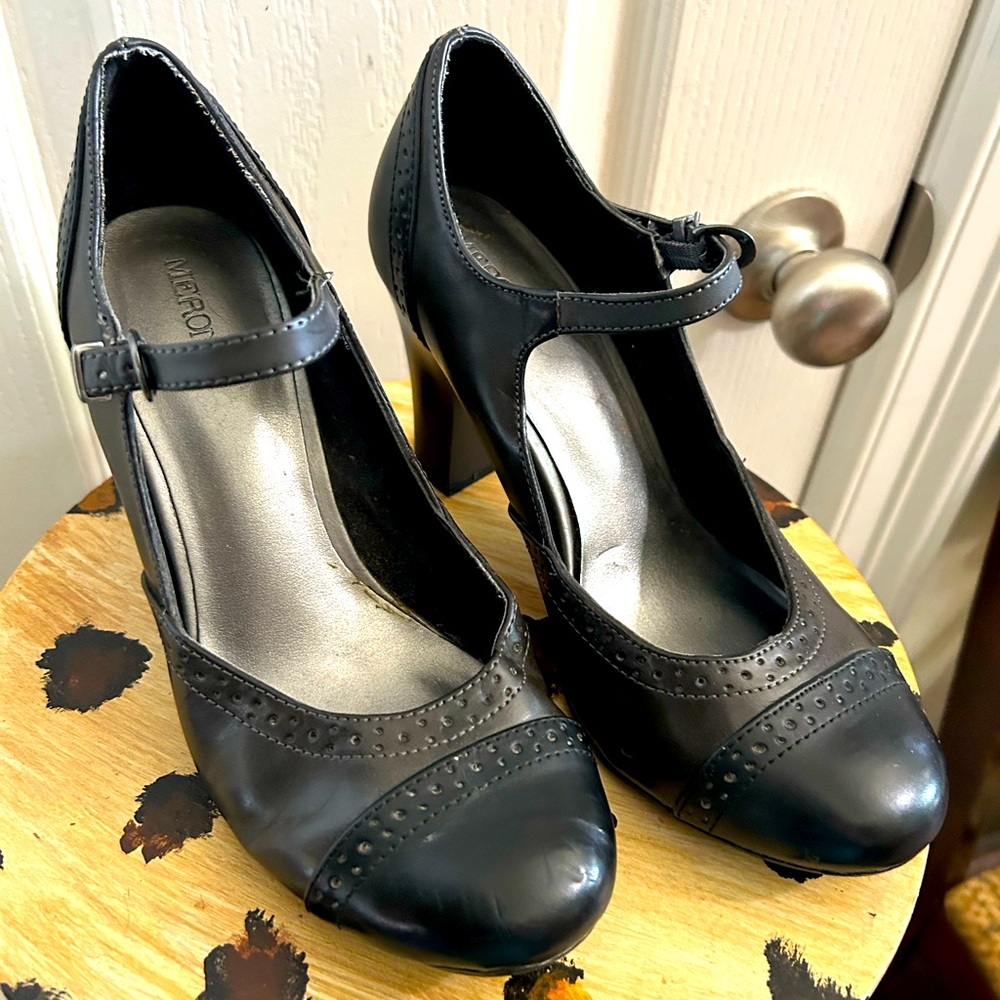 Merona Mary Jane style heels